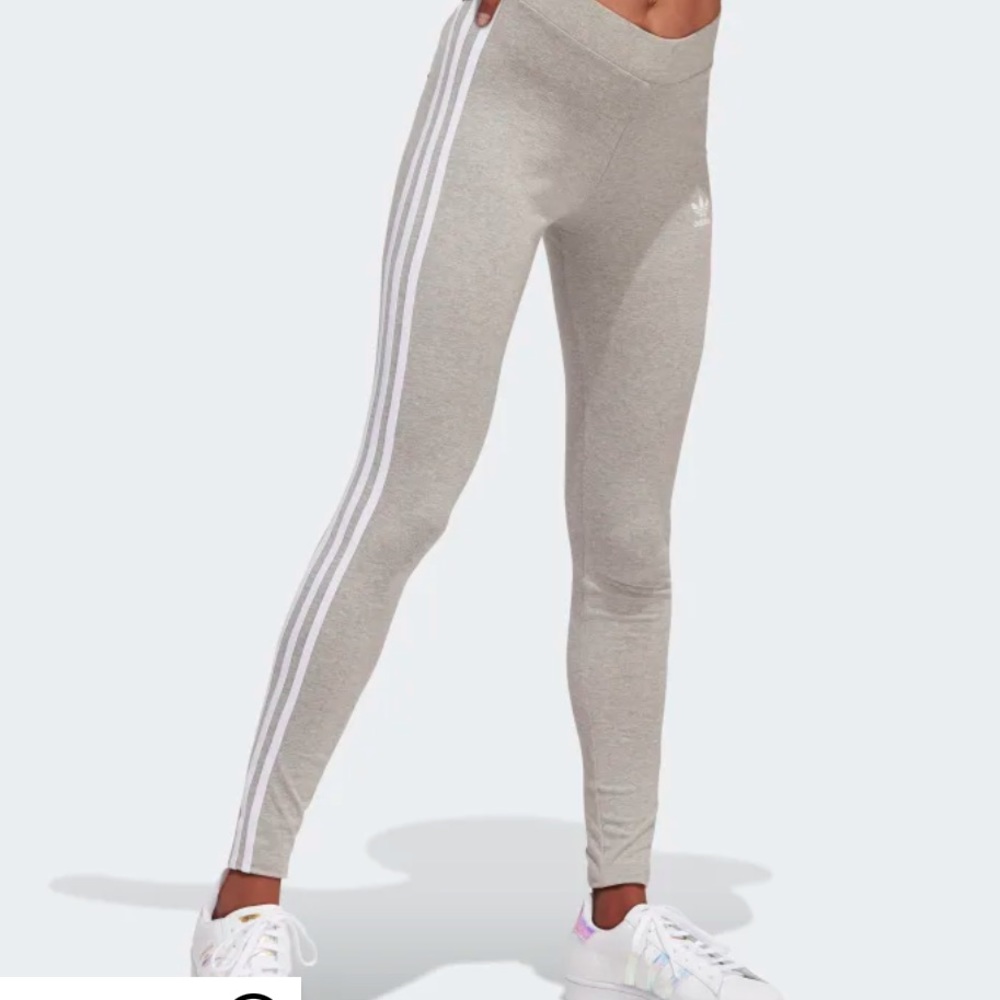 🆕 Adidas 3 Stripe Legging